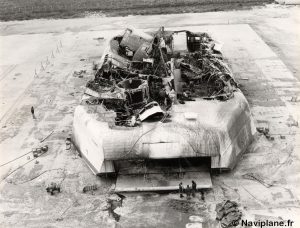 Les restes du N500-01 "Côte d'Argent" après l'incendie